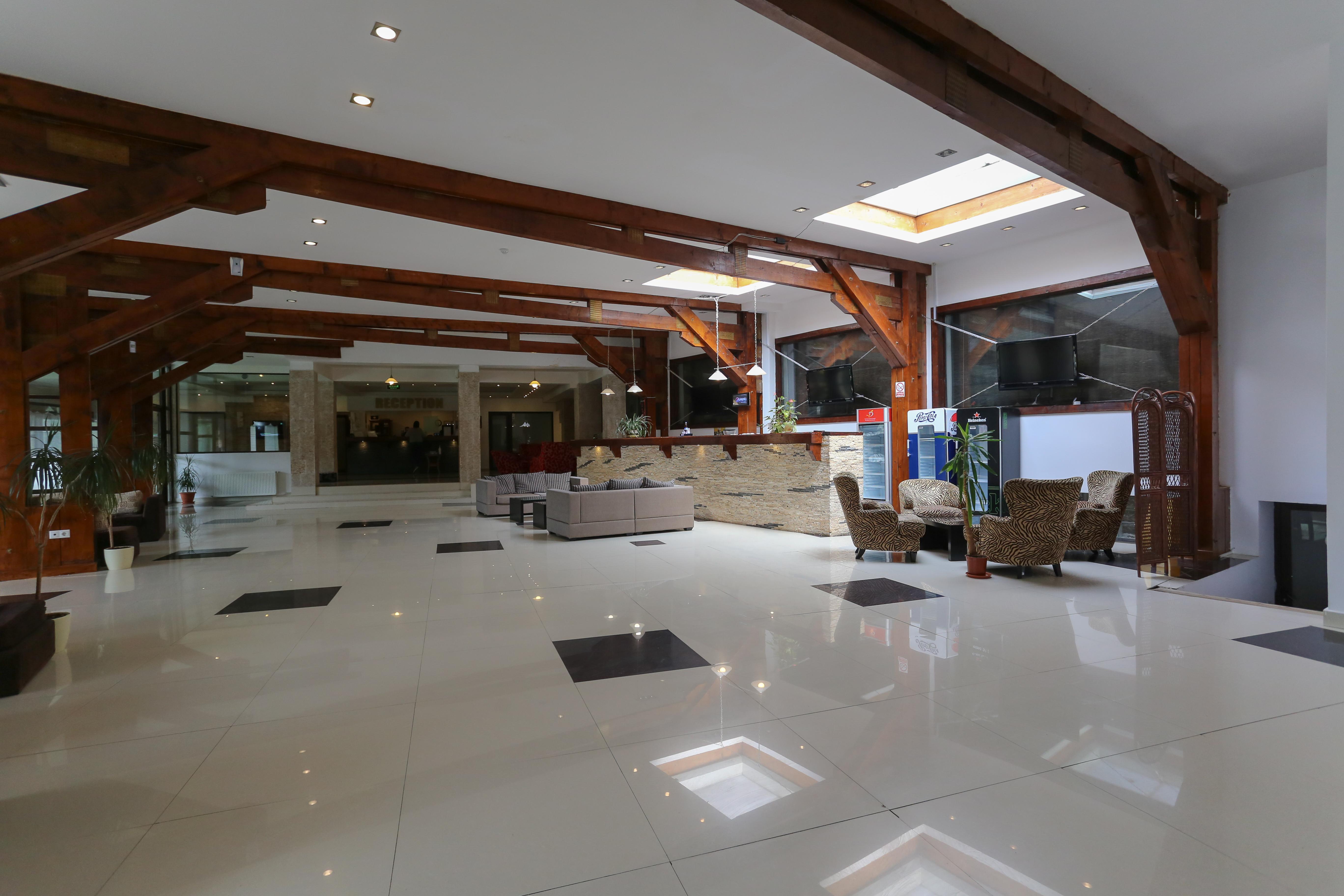 Mistral Resort Moeciu De Sus Bagian luar foto