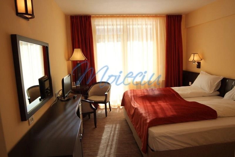 Mistral Resort Moeciu De Sus Bagian luar foto