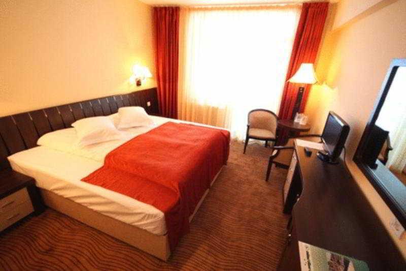 Mistral Resort Moeciu De Sus Bagian luar foto