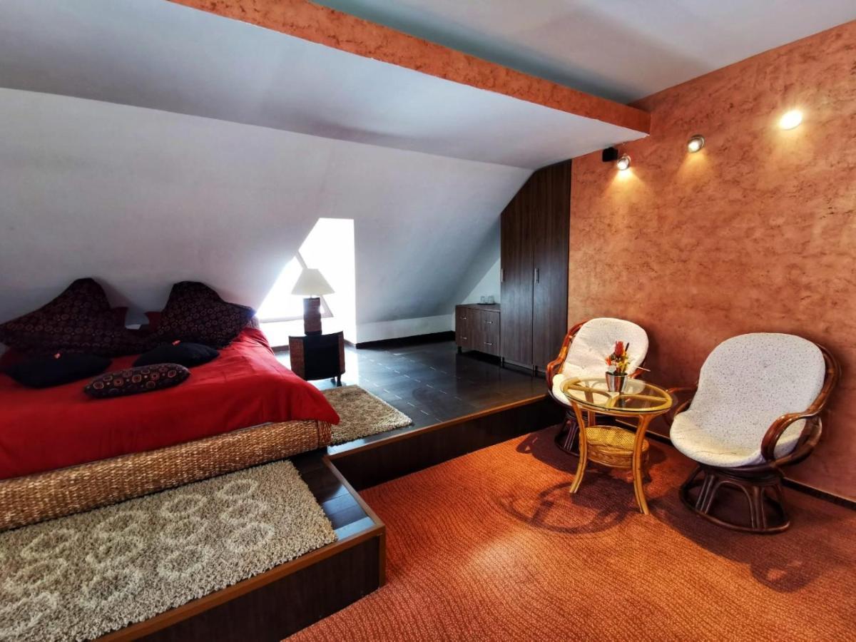 Mistral Resort Moeciu De Sus Bagian luar foto