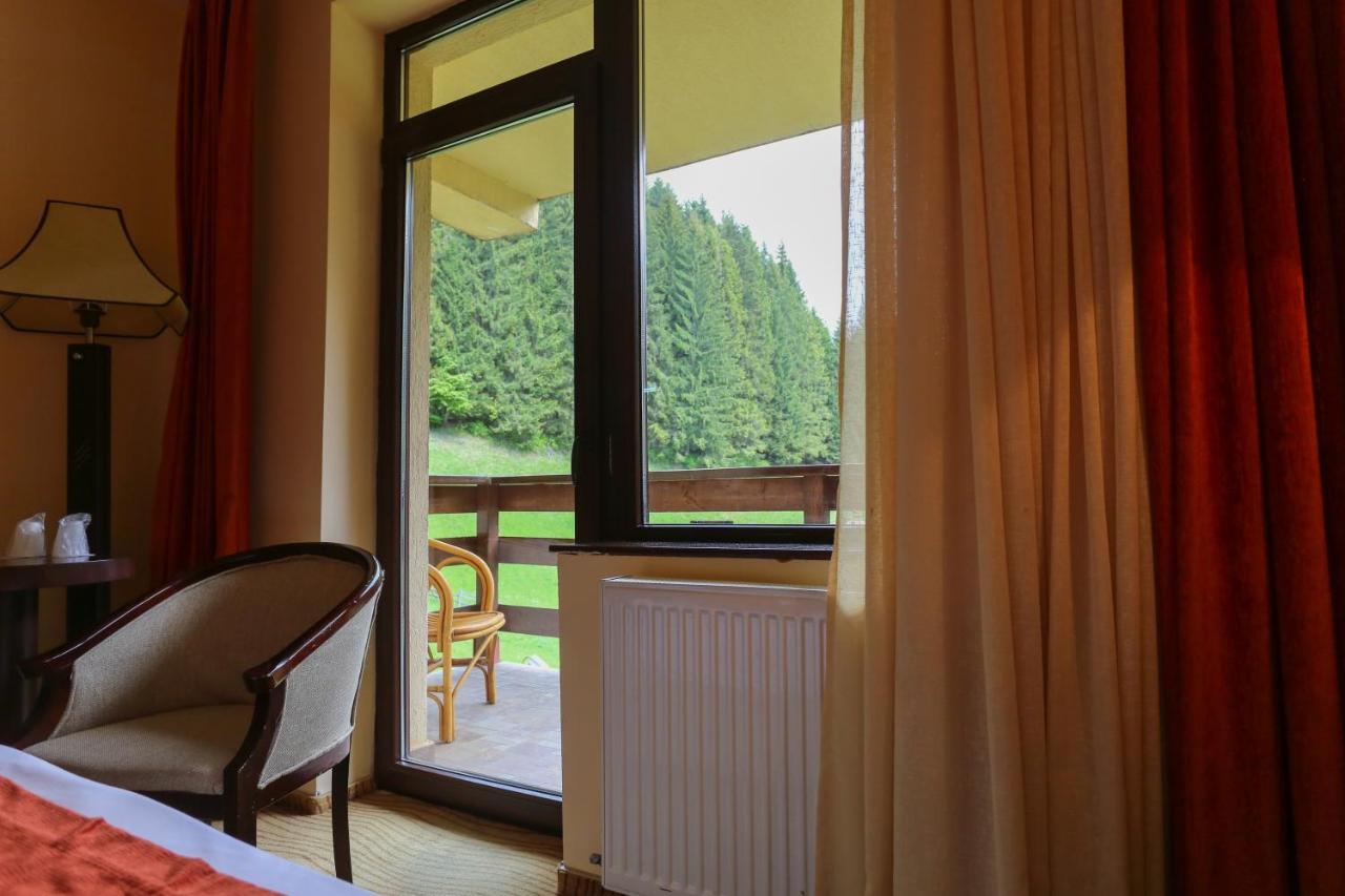Mistral Resort Moeciu De Sus Bagian luar foto