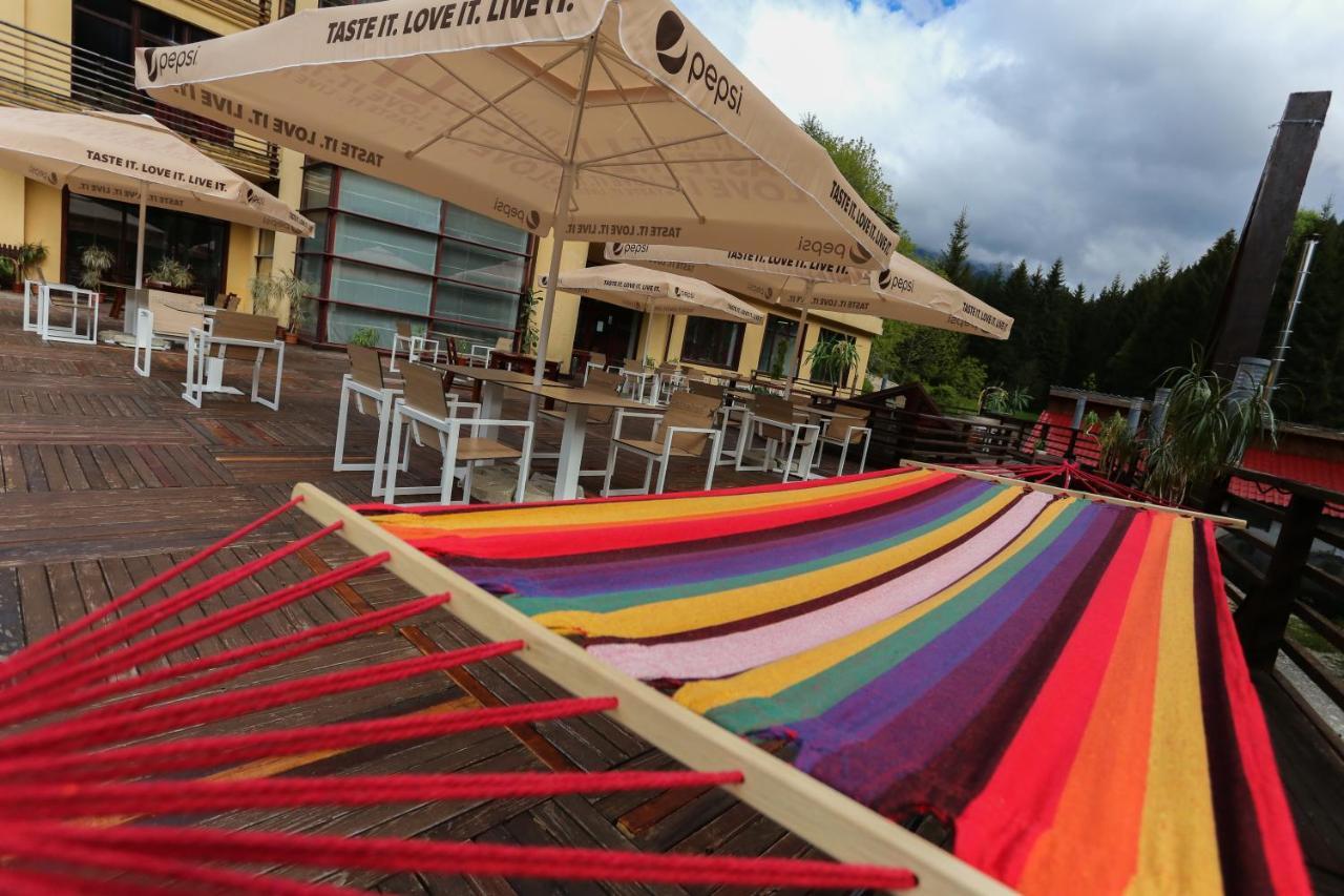 Mistral Resort Moeciu De Sus Bagian luar foto
